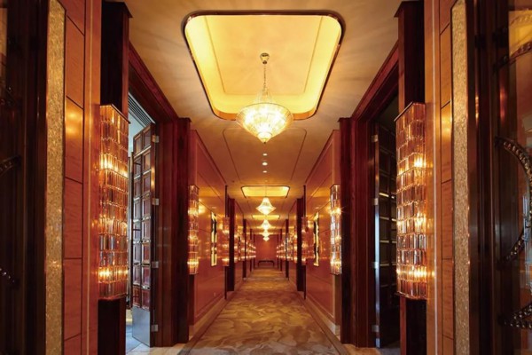 重庆盲人按摩园：温暖触感，养生之道